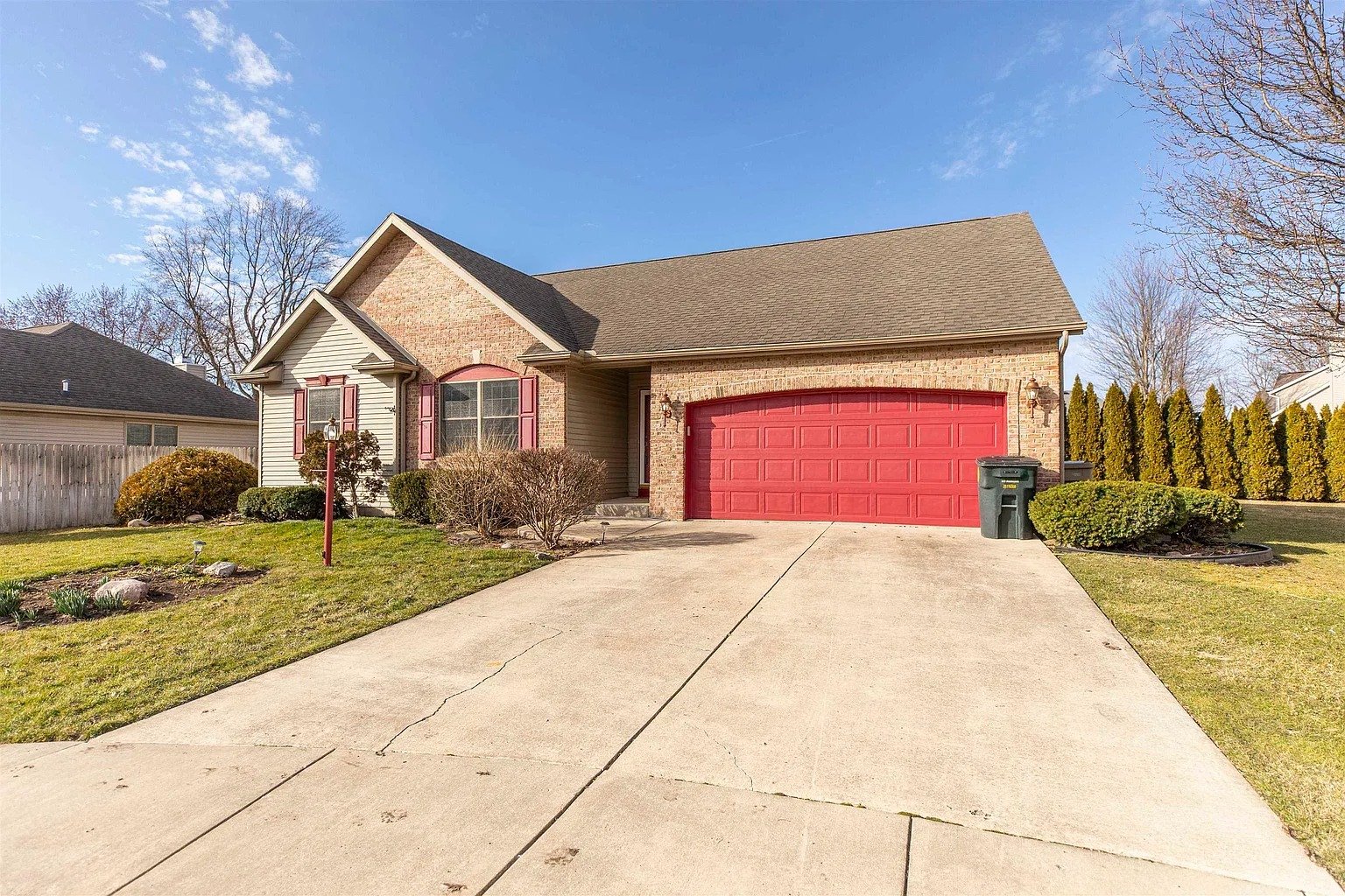 1813 Elizabethan Ct