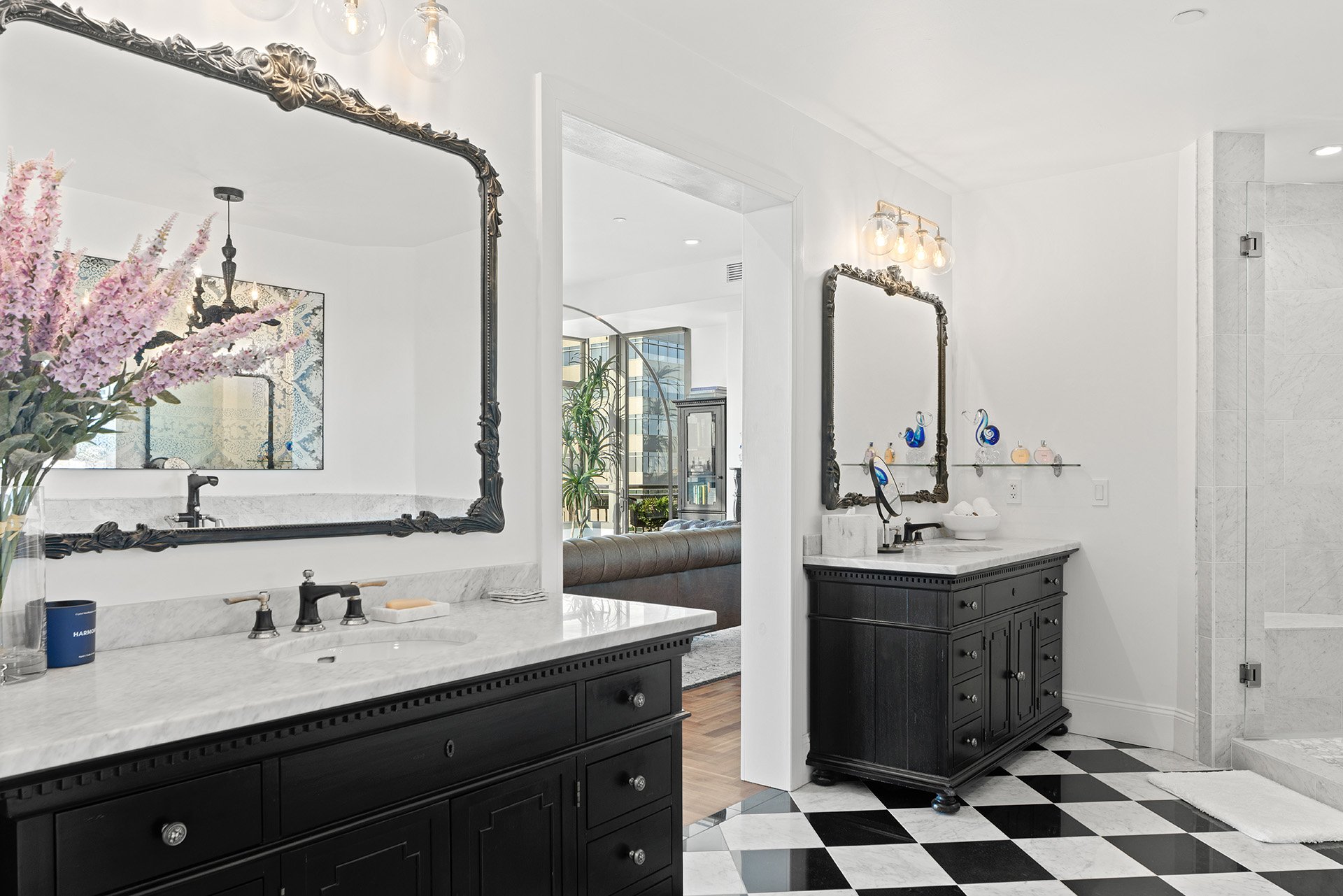 2211 E CAMELBACK Road 902