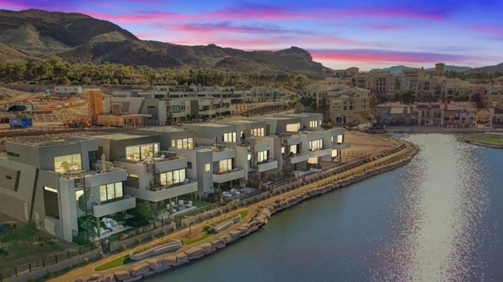 Lakefront Luxury Living
