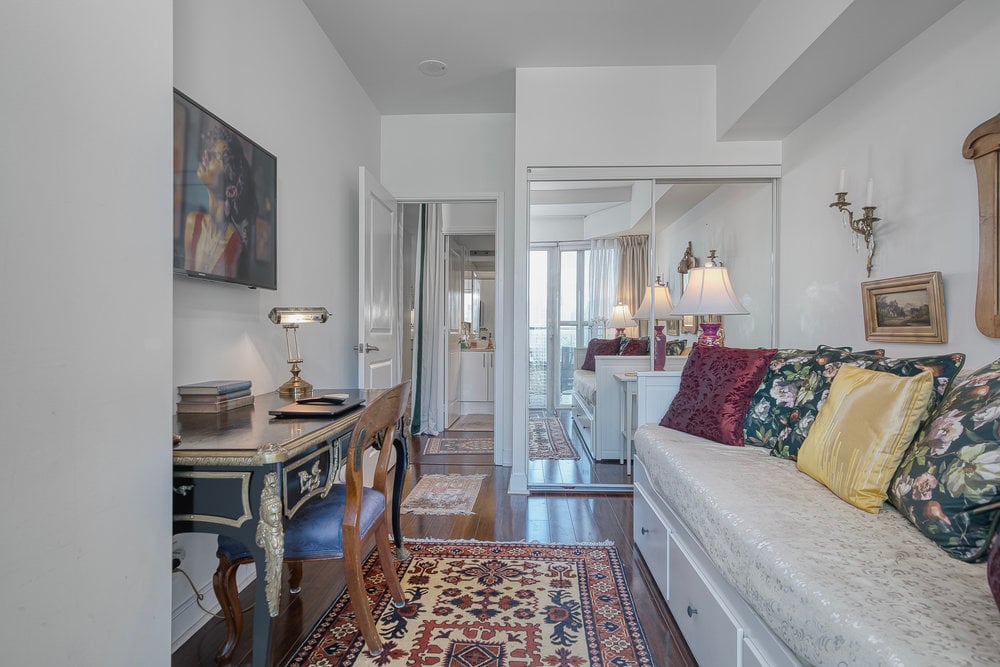 60 Absolute Avenue 1507