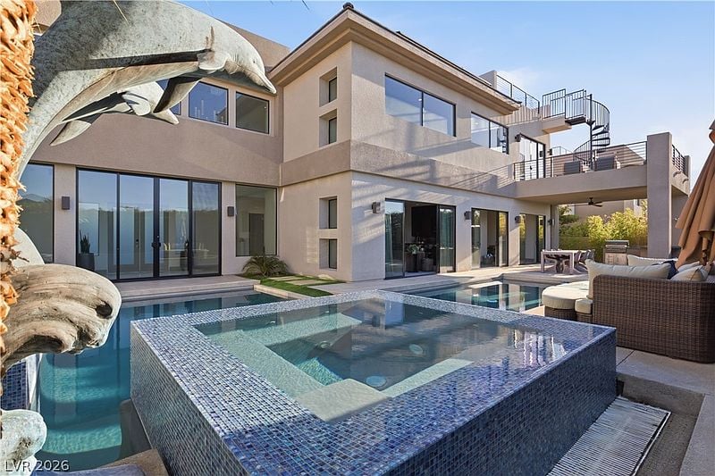 2790 La Bella Ct