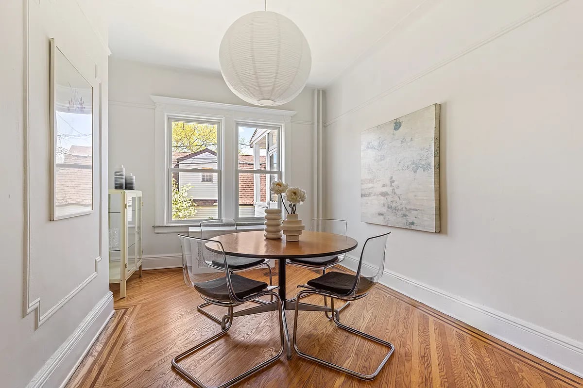 57 E 2nd St