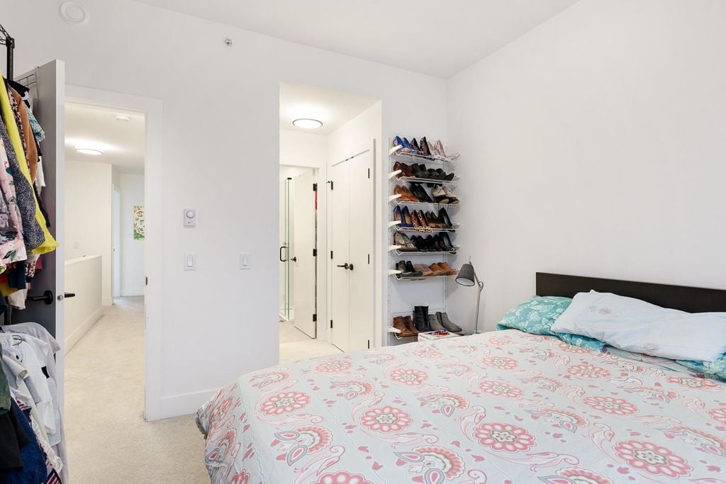 1361 Peakside Pl