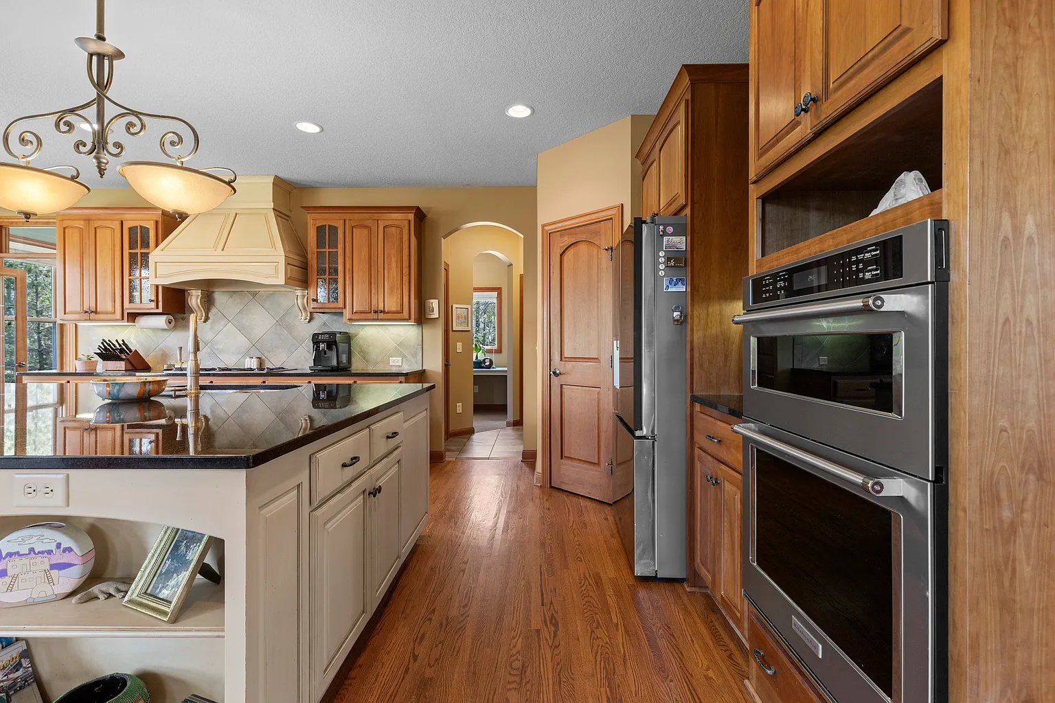 Hanson-Built Model Home on Quiet Cul-De-Sac