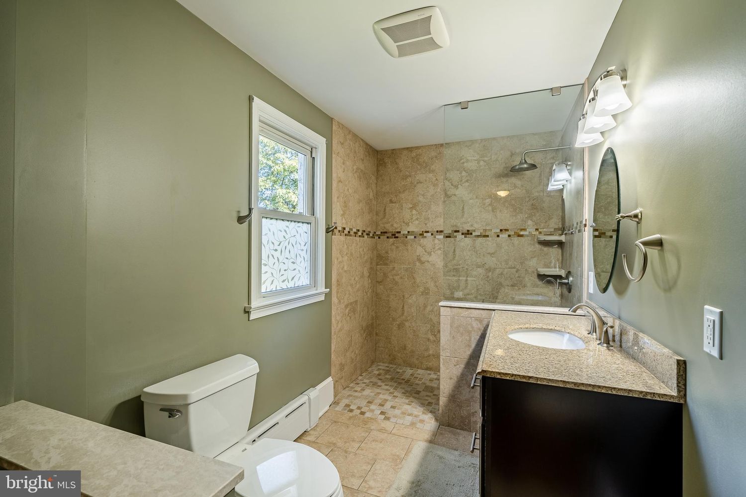 204 W 12th Ave