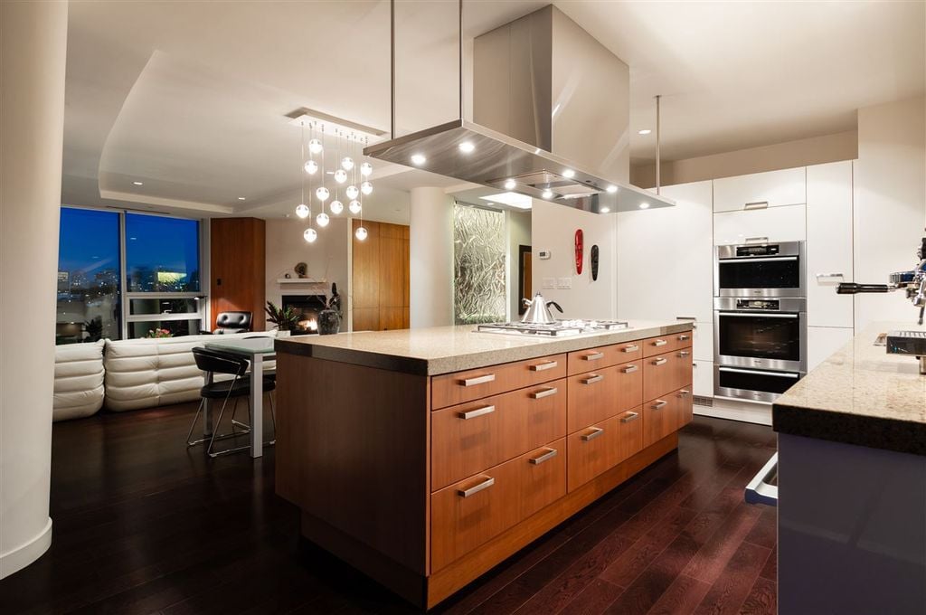 1560 Homer Mews, #1502