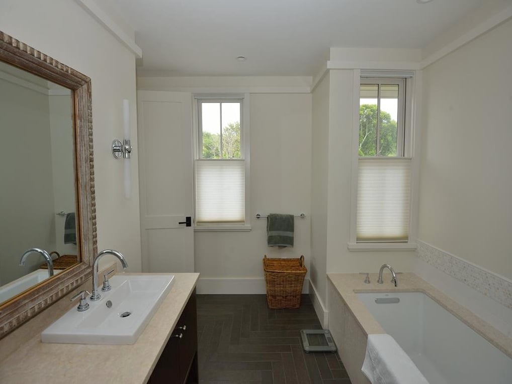 39 Naushon Rd