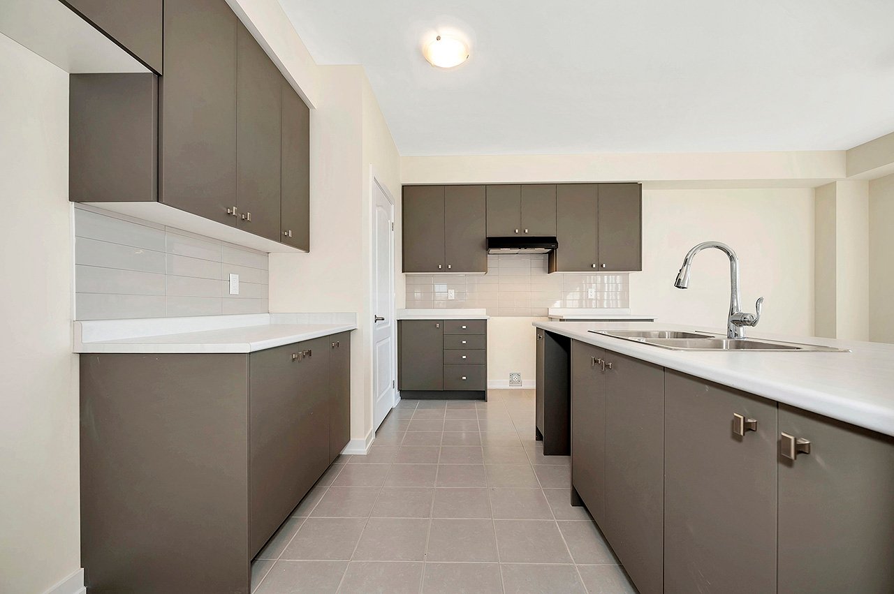 24 Basswood Crescent