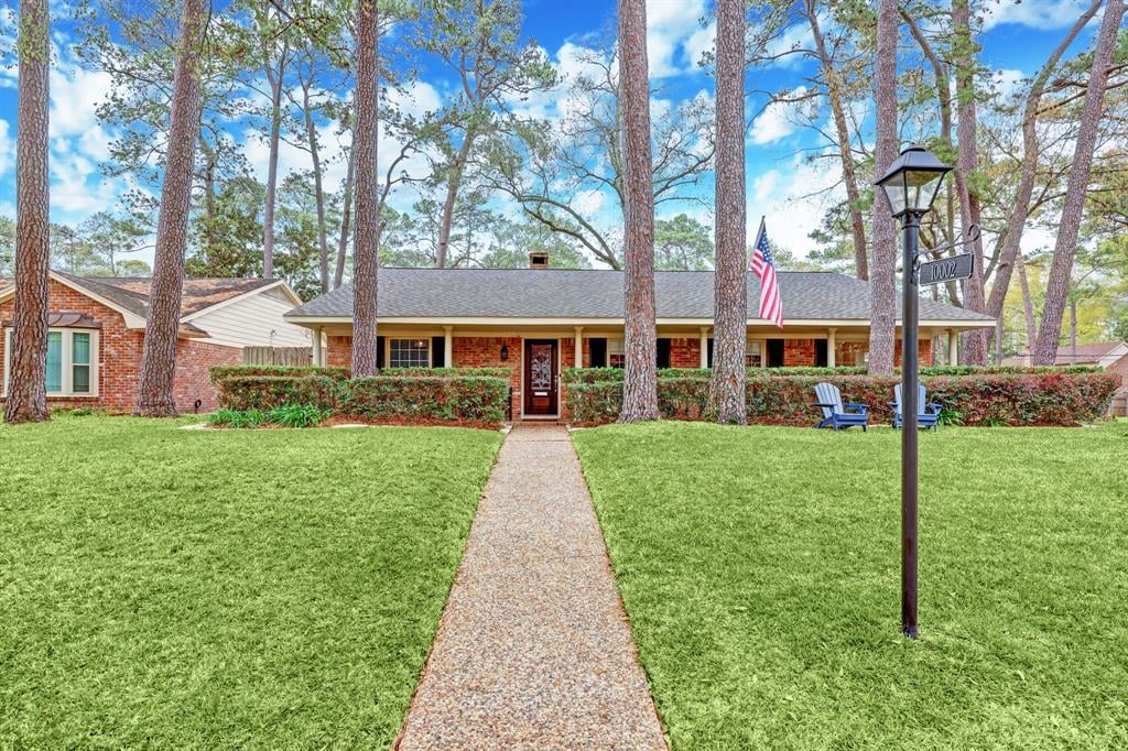 10002 Candlewood Dr