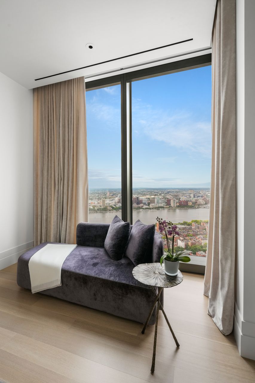 The Residences at The Four Seasons Dalton Steet