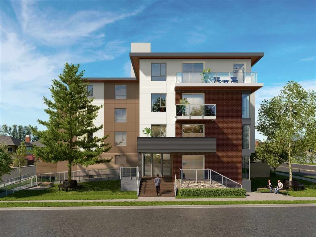 4933 Clarendon St, #306
