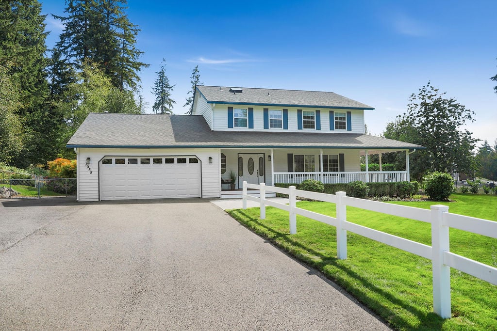 3055 NW Colonial Lane