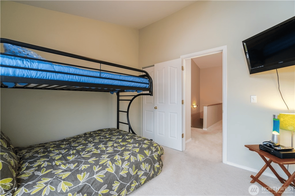 87 Red Hawk Dr., #4 