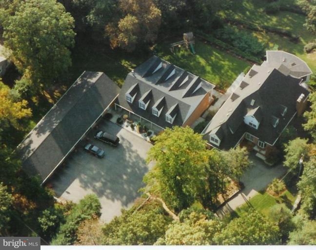 423 Benfield Rd