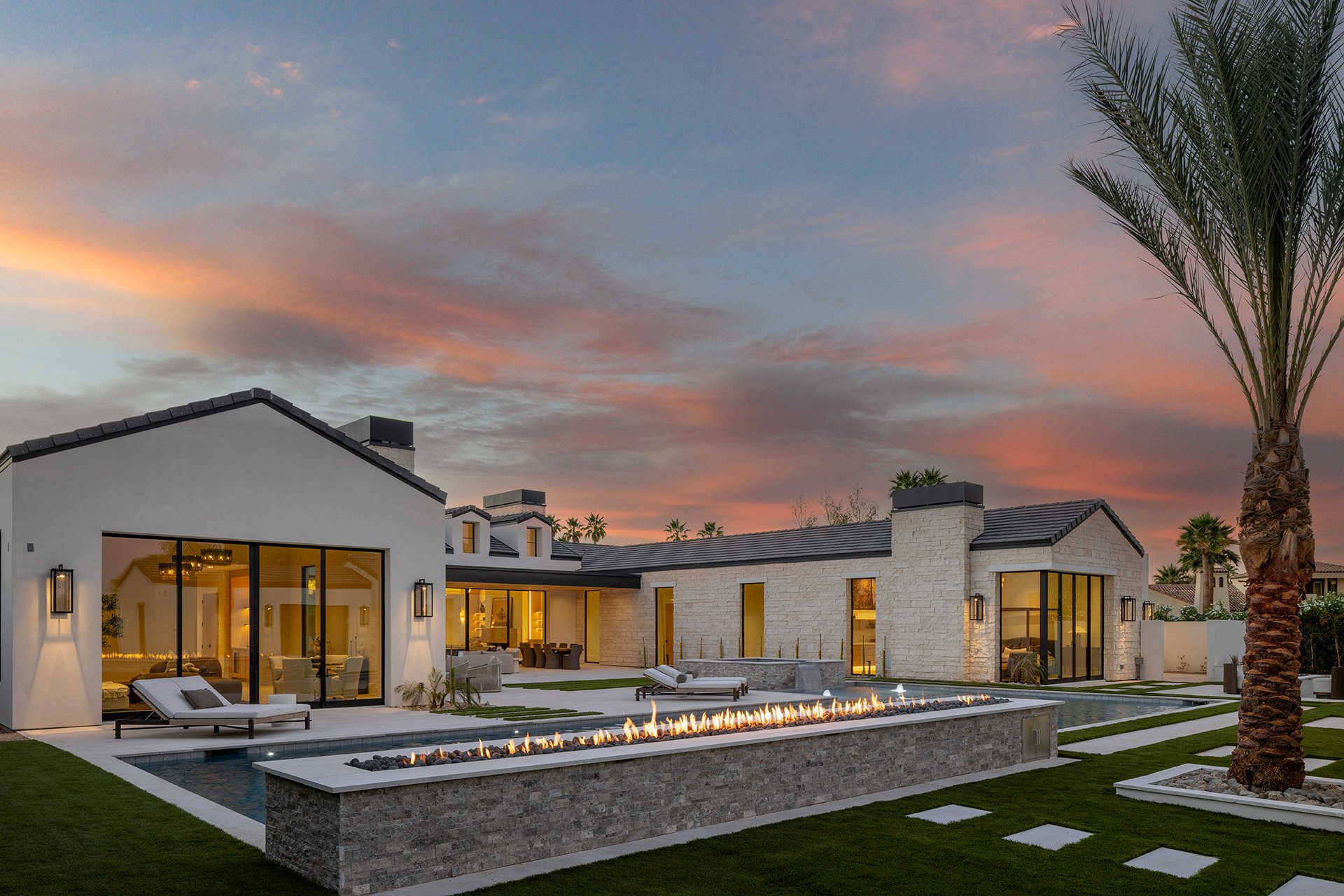 5717 E VIA LOS RANCHOS