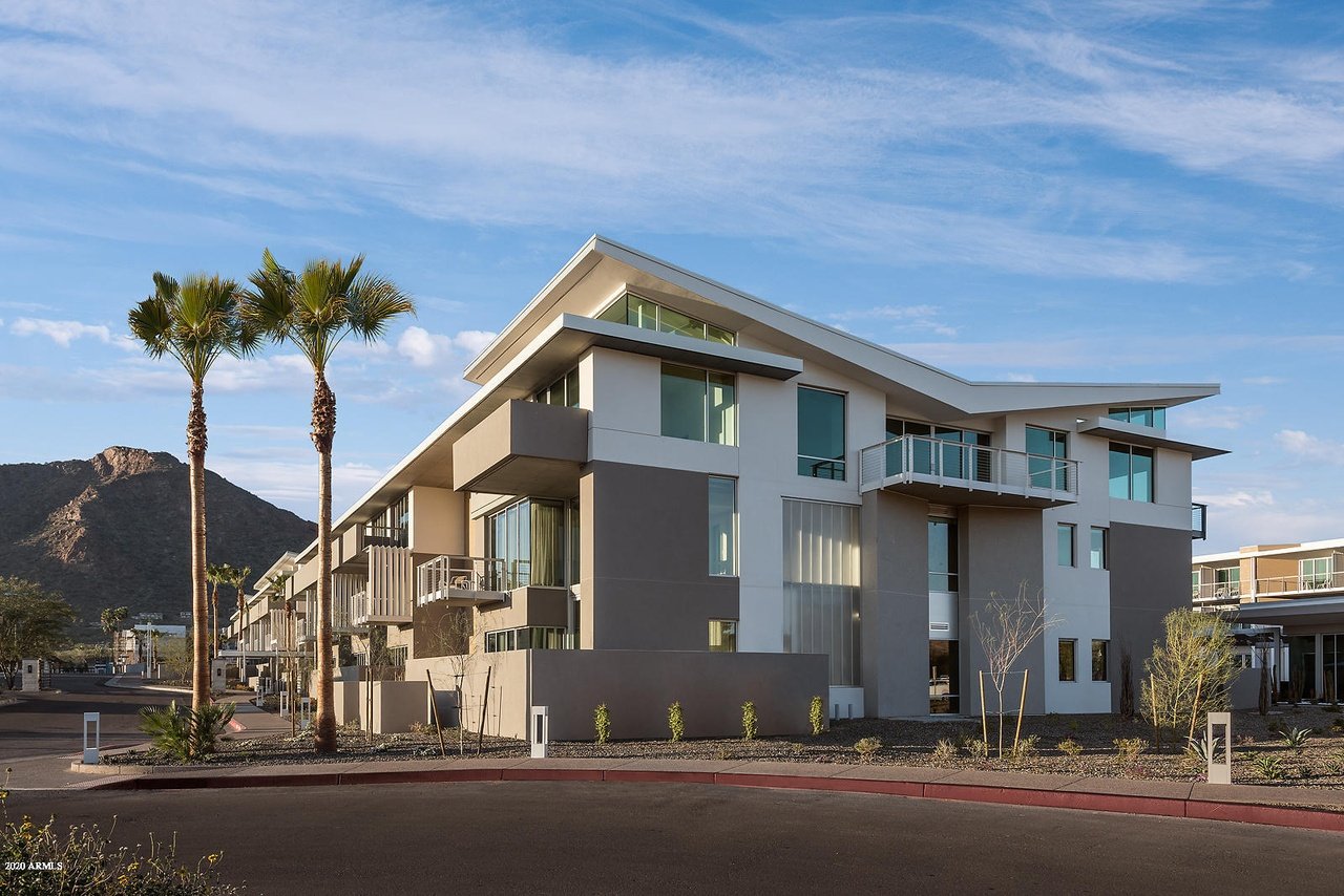 5455 E Lincoln Dr #3003