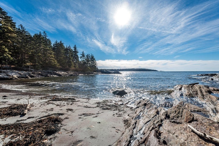 90 Newbury Point, Phippsburg