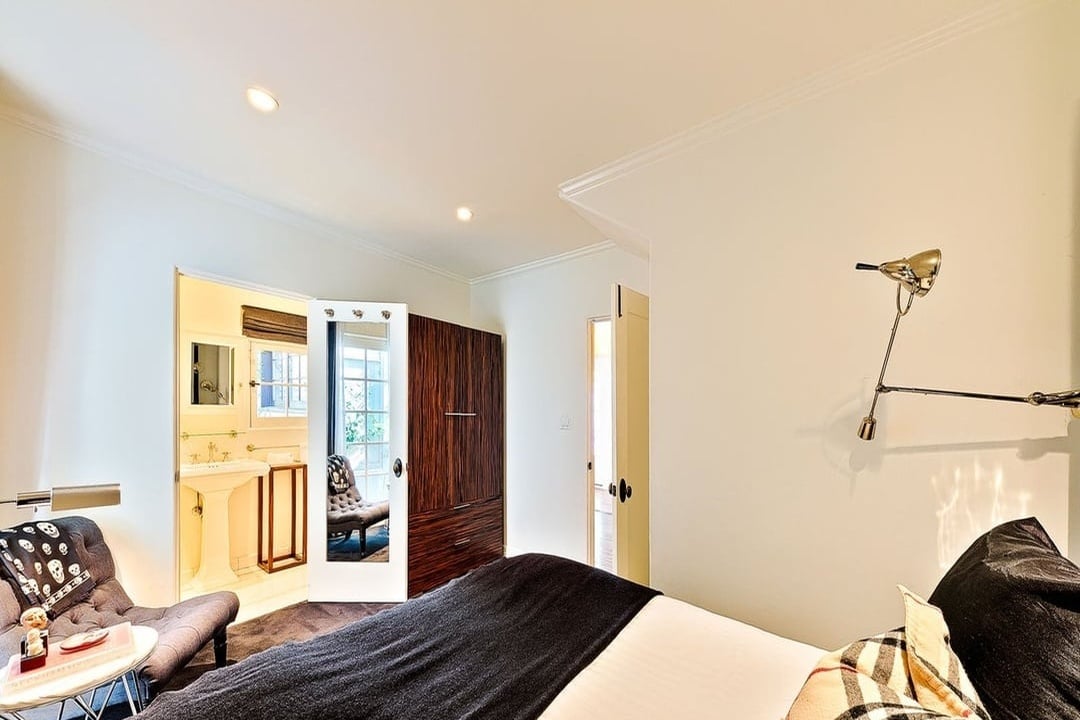 Halo Retreat, N Kings Rd, 90069