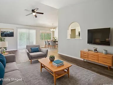 7810 Village Oak
