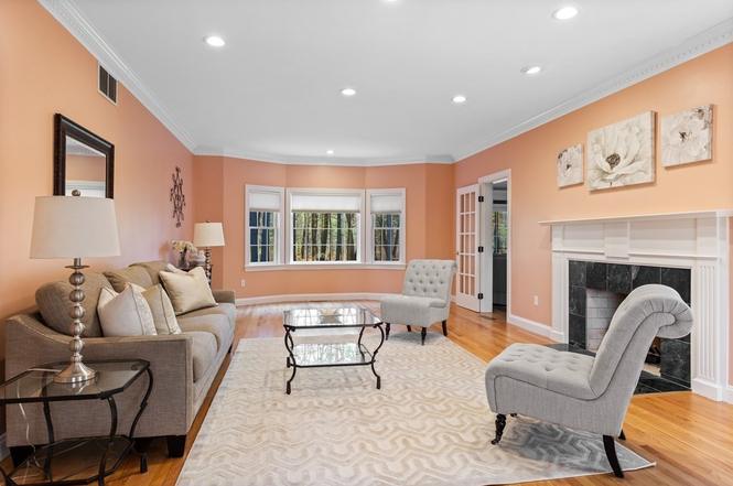 136 Hartwell Rd