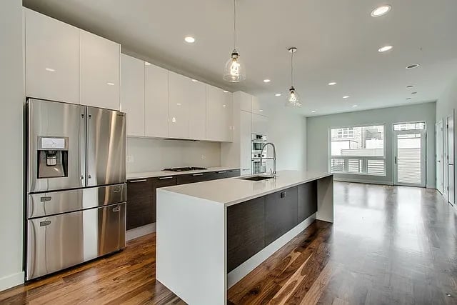 2630 W Belden Ave