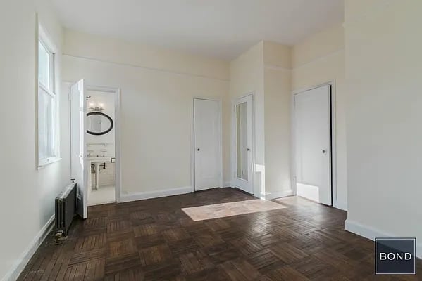 330 West 72nd St Ste Phs