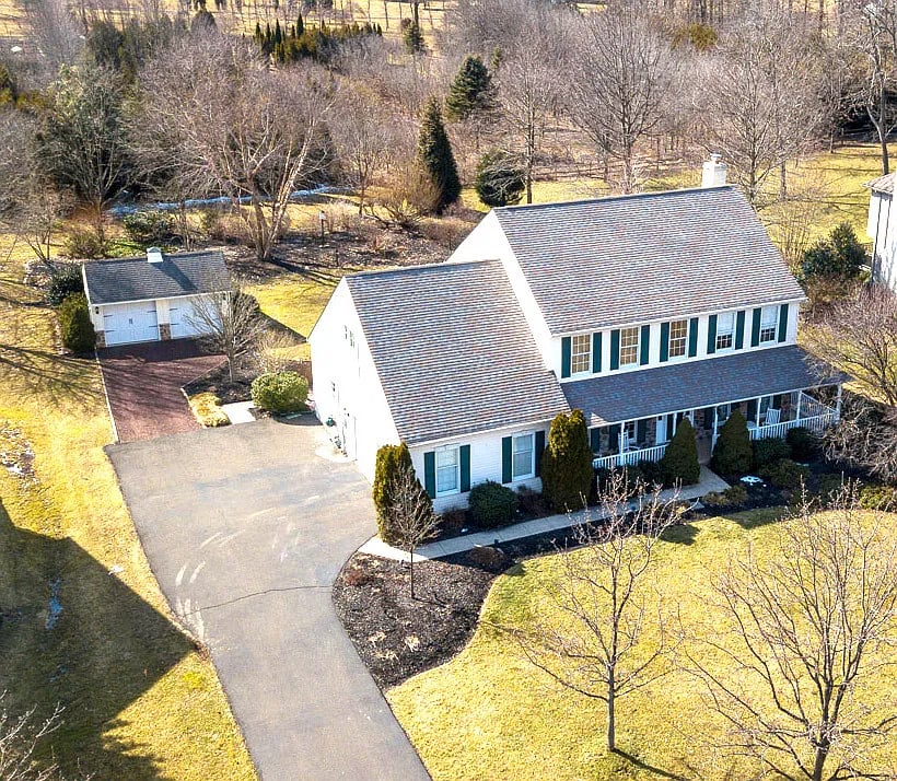 658 Carpenters Way