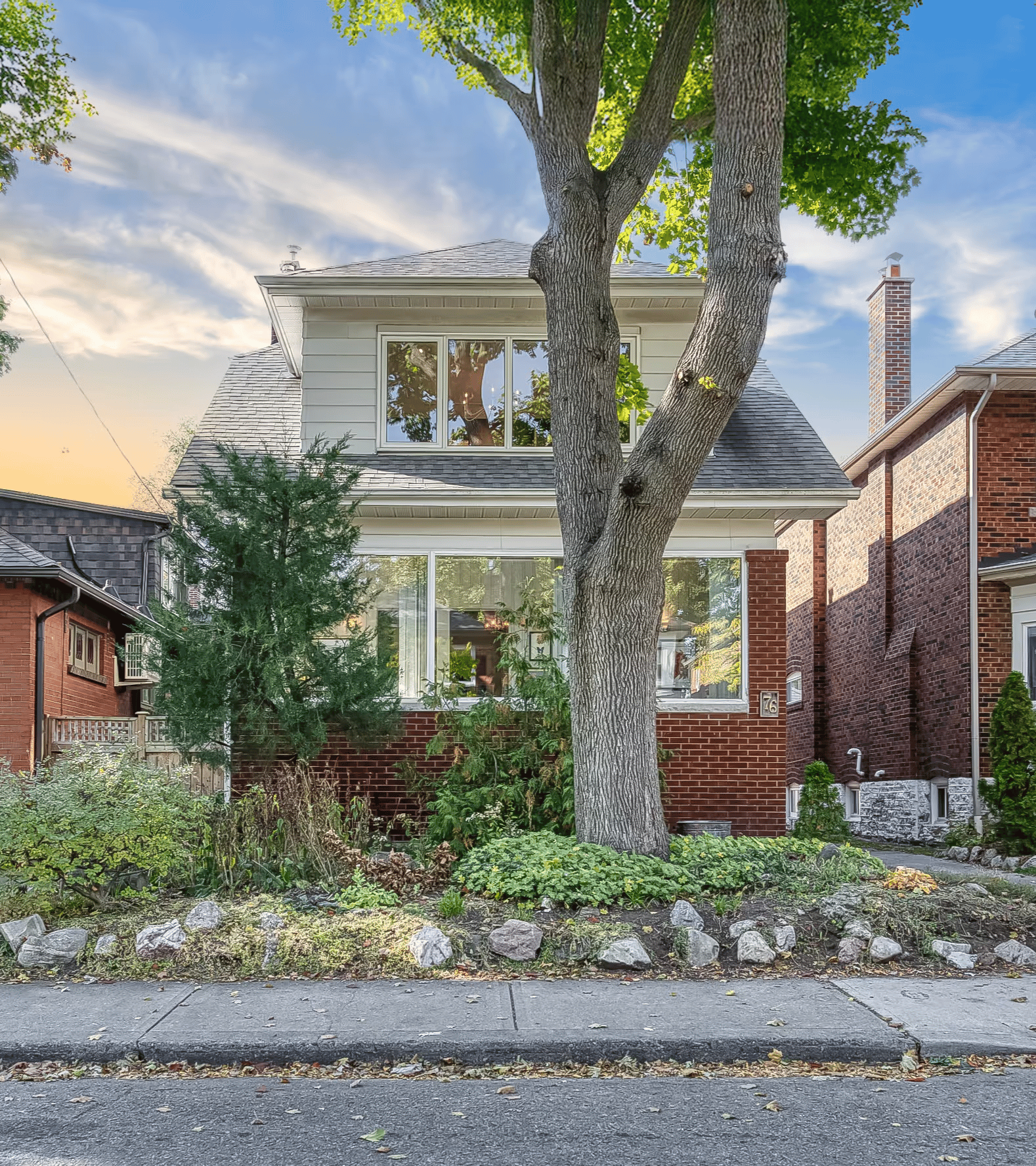 76 Evans Ave