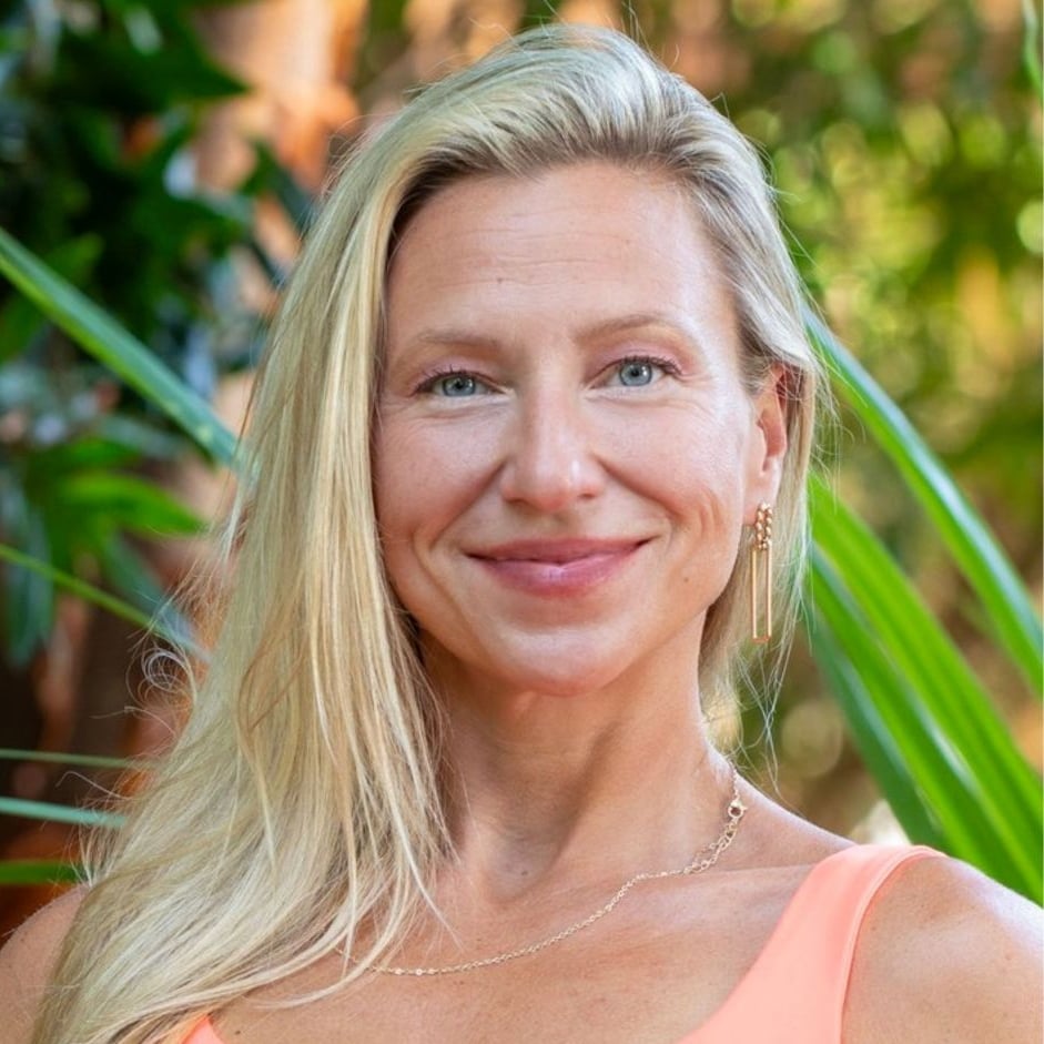Amy Carlisi Key West, FL Real Estate Agent Headshot