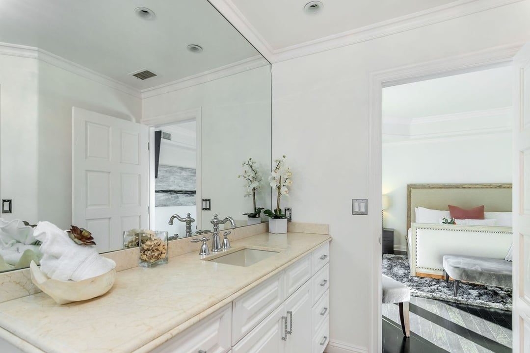 Mulholland Drive, 90068