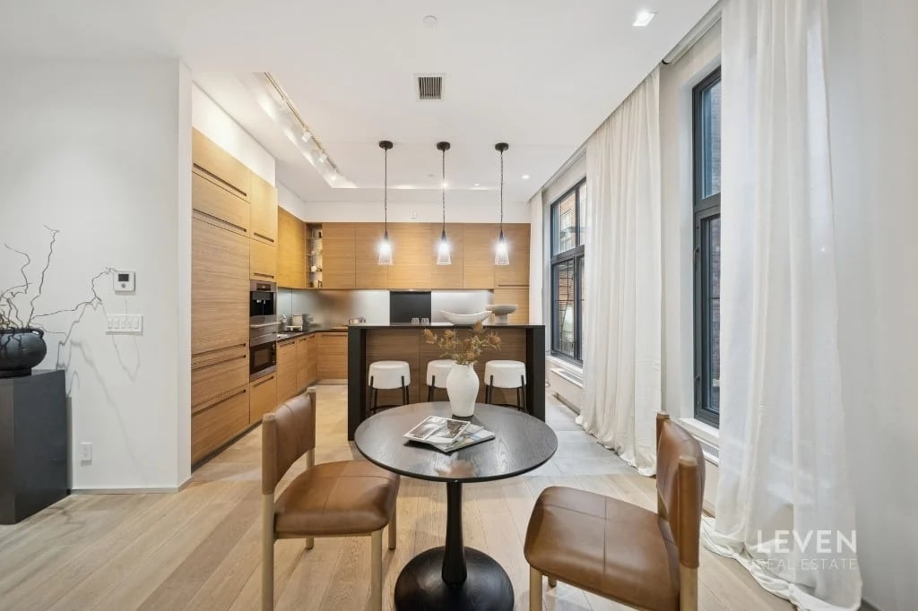 55 Warren Street, #4