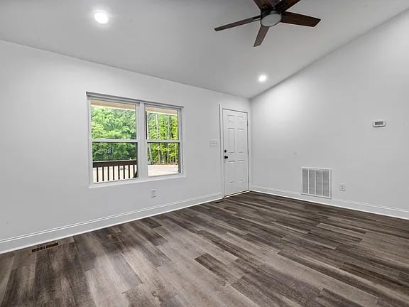 105 Hines Ct
