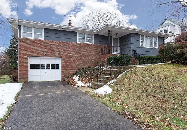 12 Alexander Ave