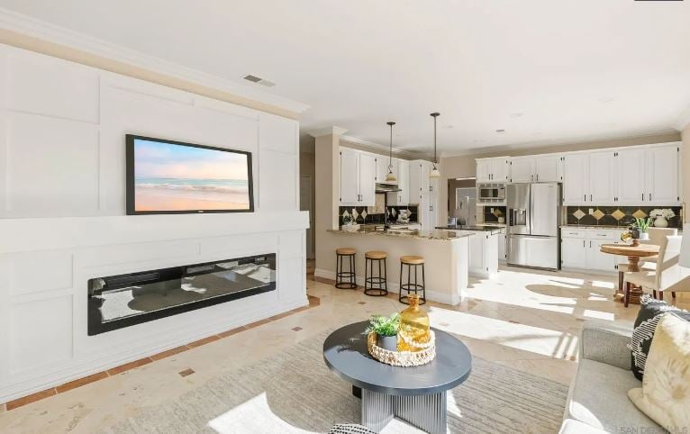 12304 Dormouse Rd, San Diego, CA 92129
