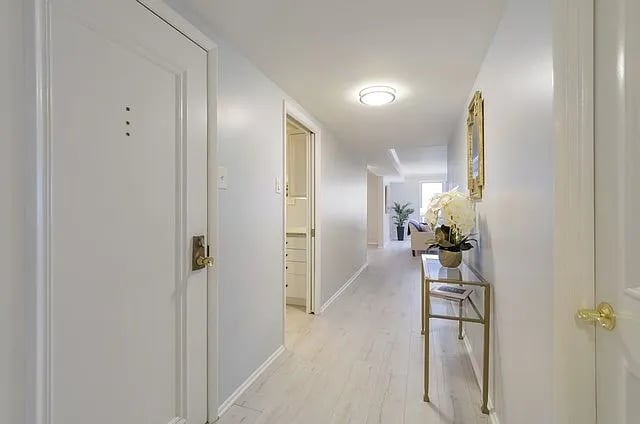 640 Winnetka Mews #205