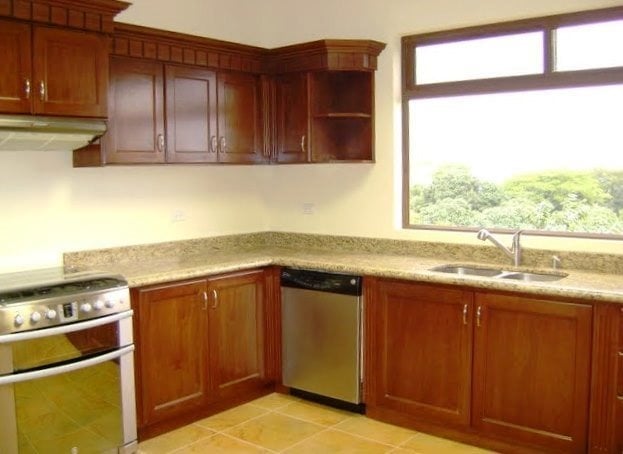 Beautiful Four Bedroom Home in Villa Real