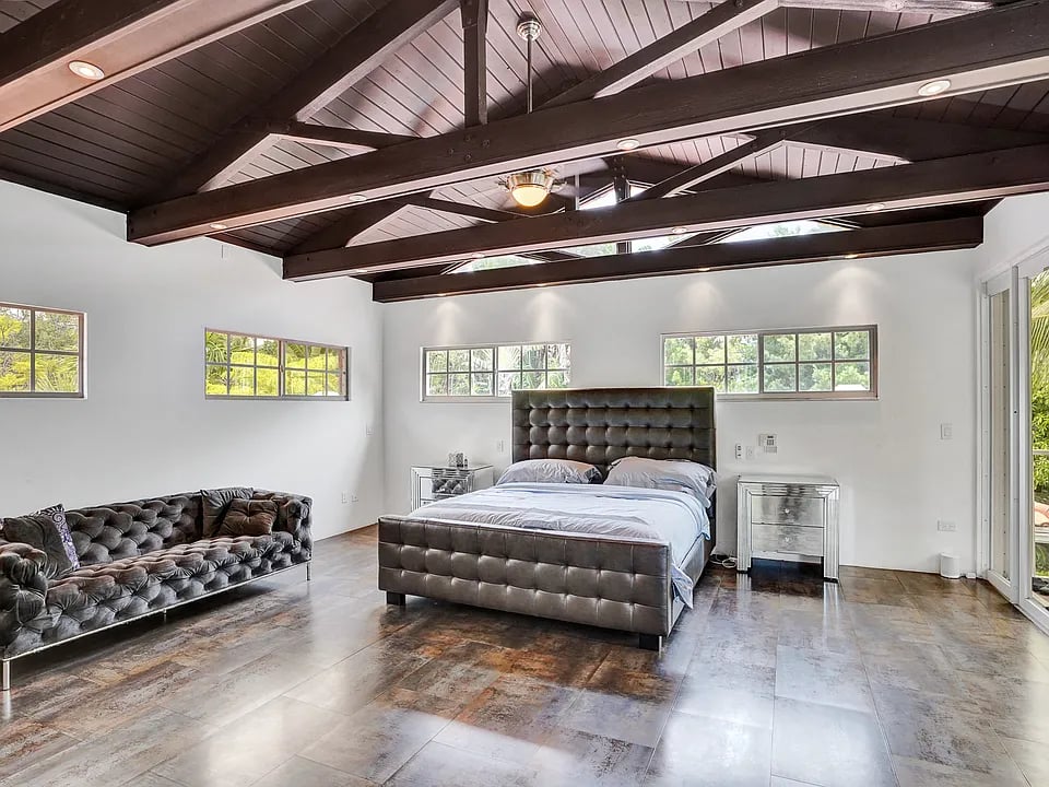 Just Listed: 2835 Fairgreen Dr, Miami Beach, FL 33140