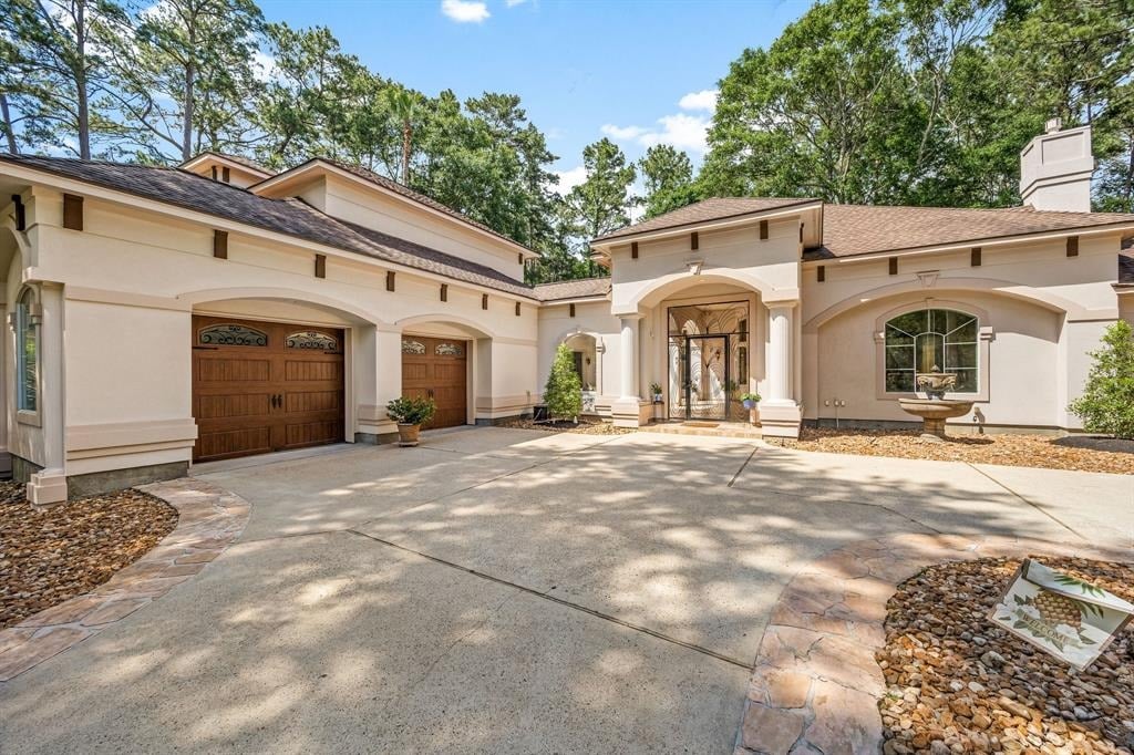 10355 Paradise Valley Dr
