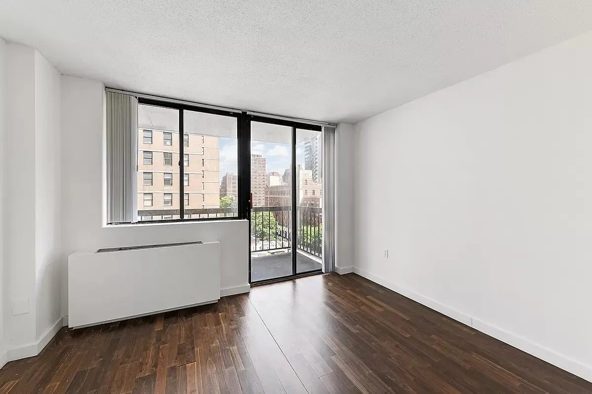 184 Lexington Ave #16C