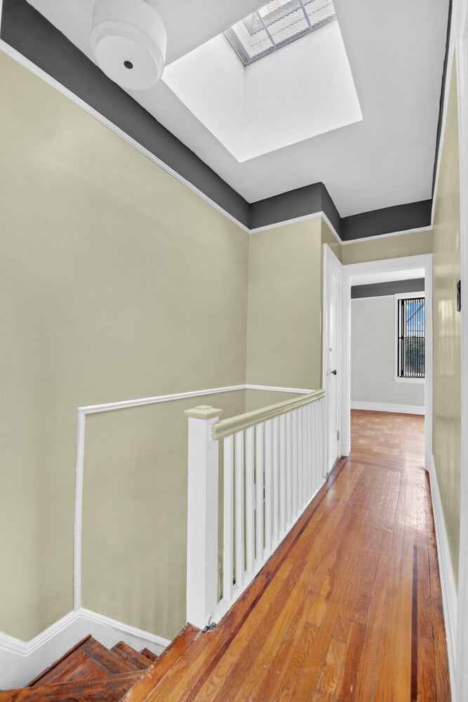 186 Macdougal Street