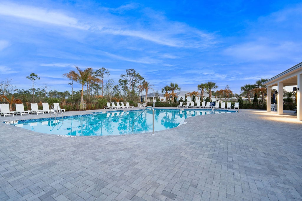 2293 SE Canopy Cove Lane