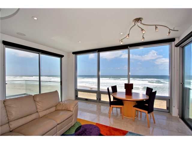 3545 Ocean Front Walk 