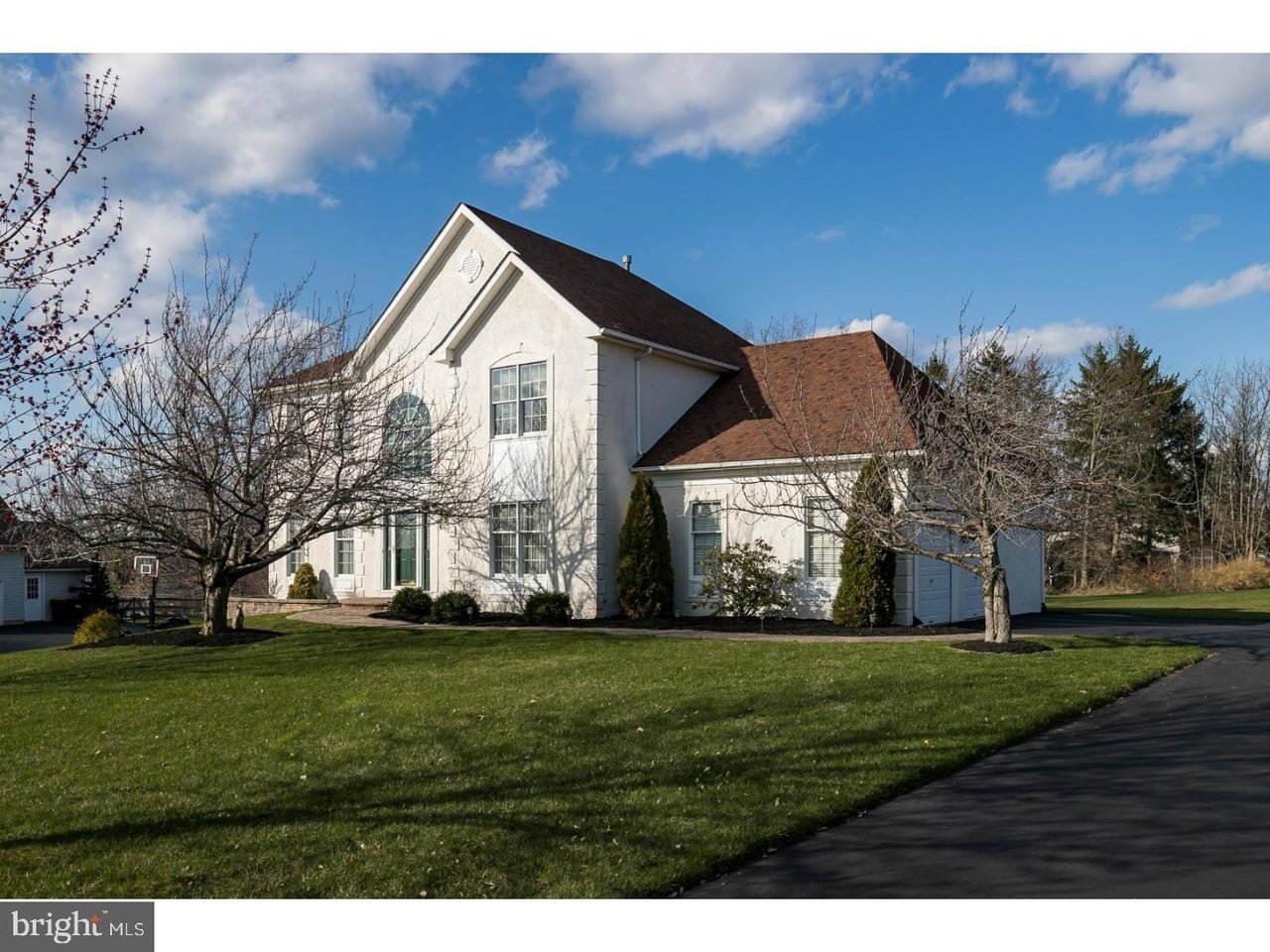 175 Fairway Dr