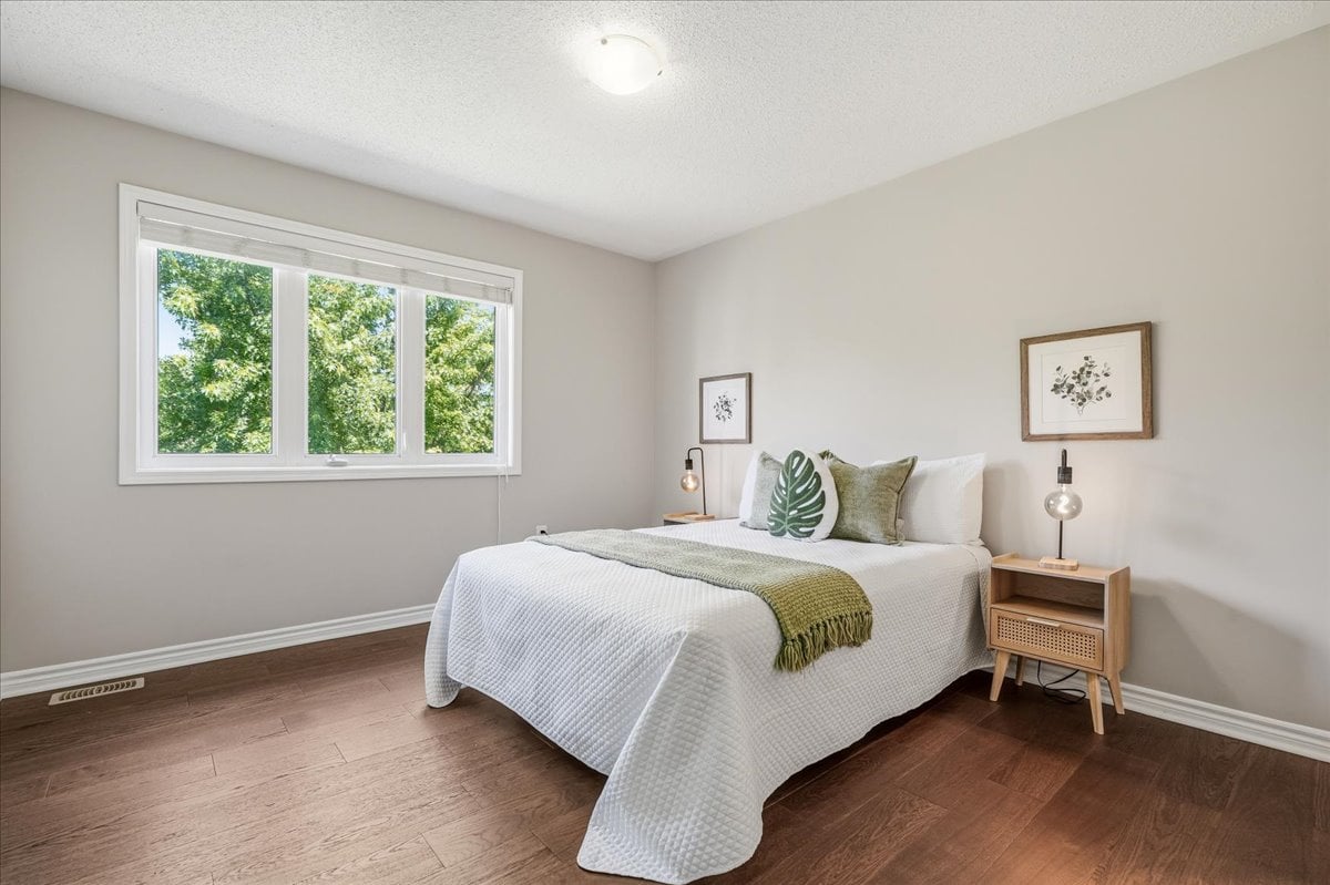 2383 Calloway Dr, Oakville