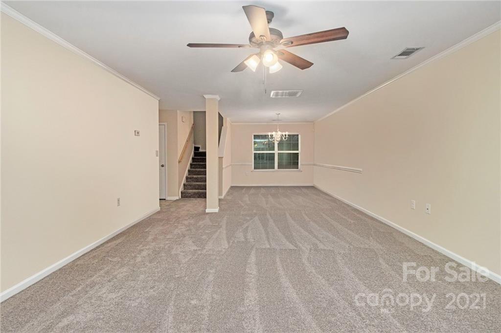 9636 Eagle Feathers Dr