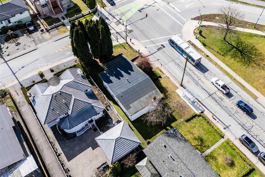 780 Kensington Ave