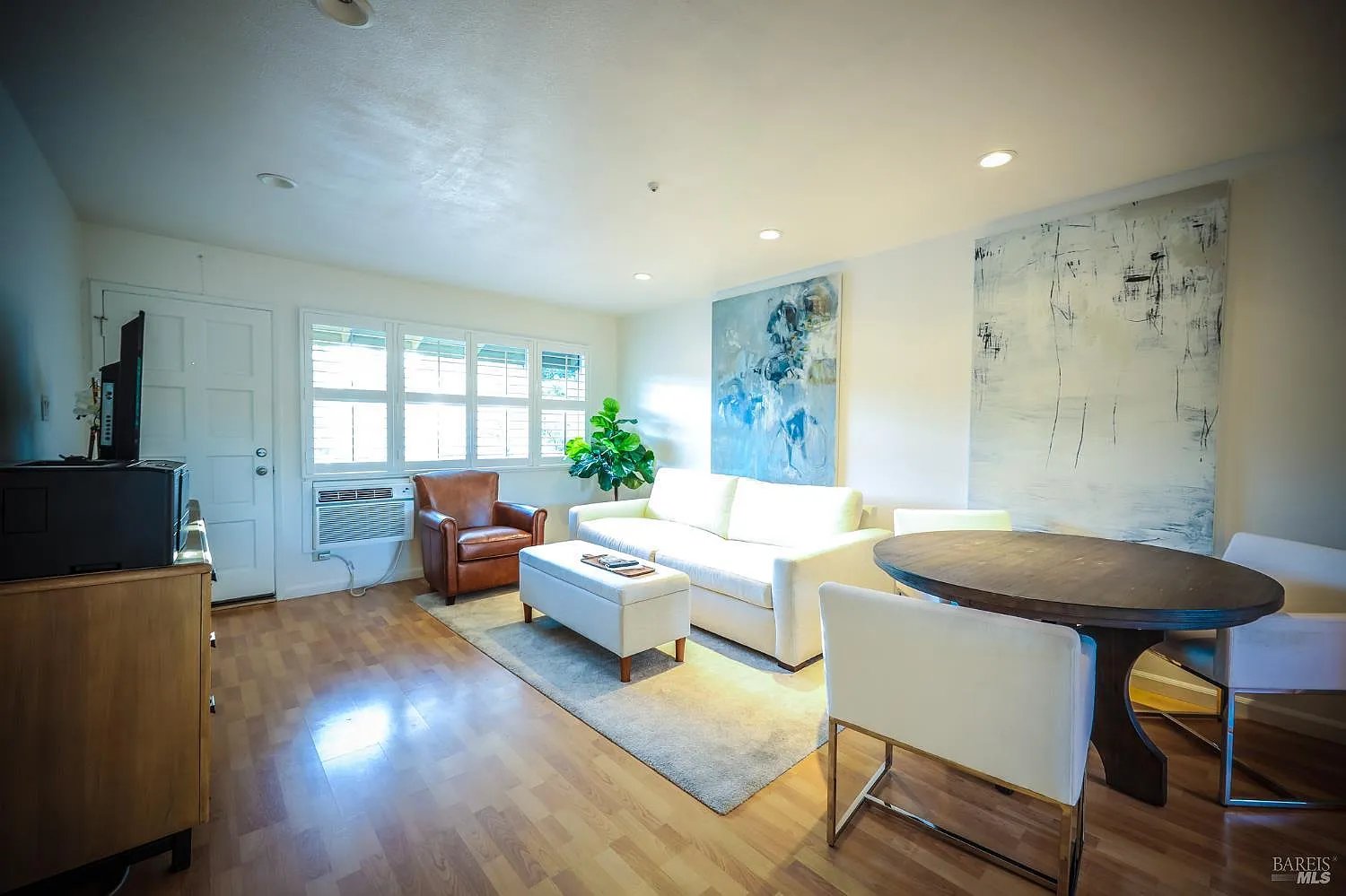426 North St #14