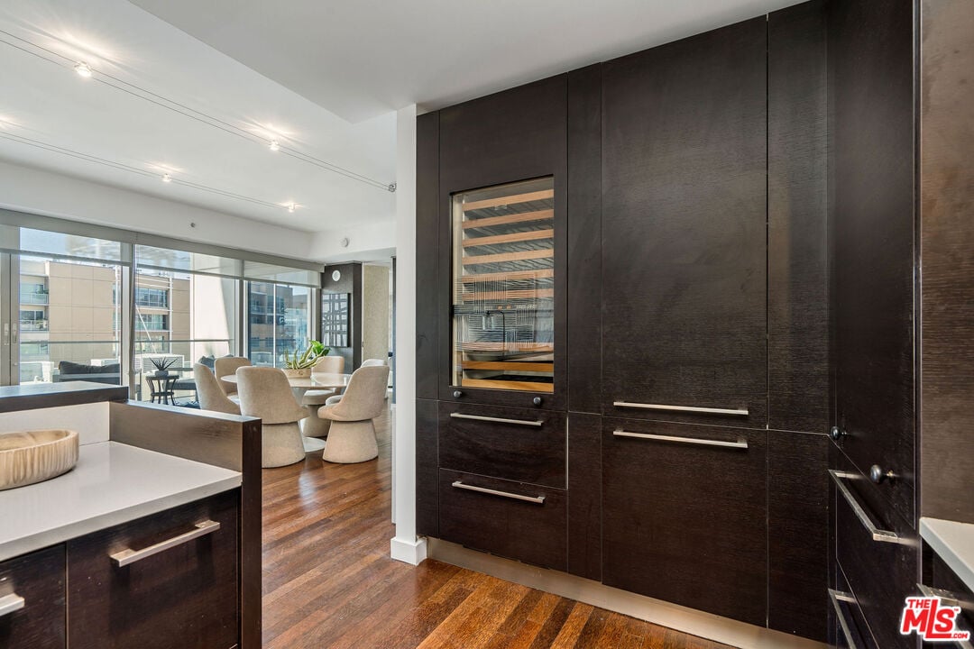 6250 Hollywood Blvd, #10L