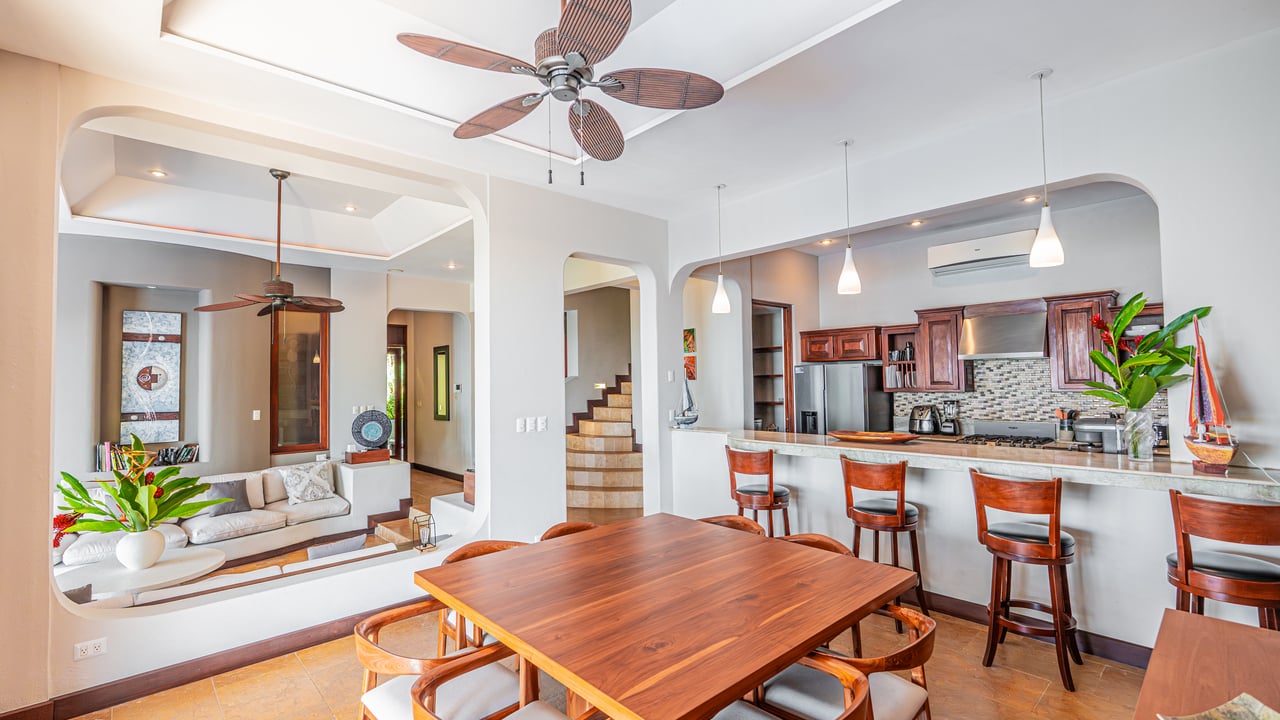 Ocean View Luxury Estate with An Incredible Location in Dominical