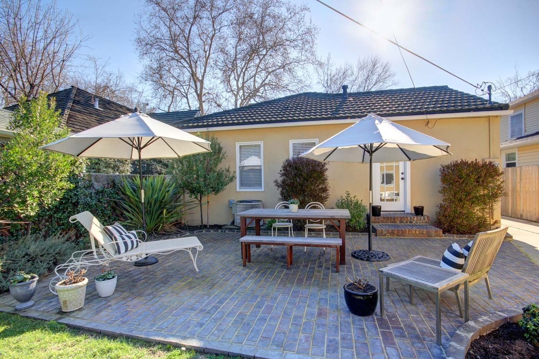 Just Listed! Stunning Land Park 3 Bedroom! a Must See!